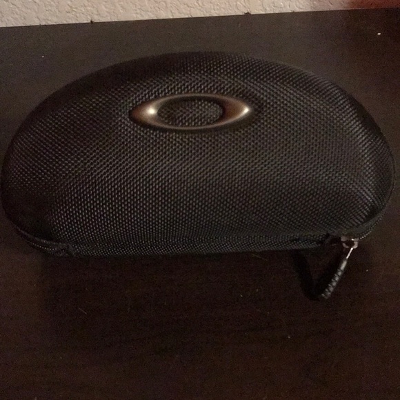 Oakley Accessories Flak 2 Oakleys With Original Case Poshmark